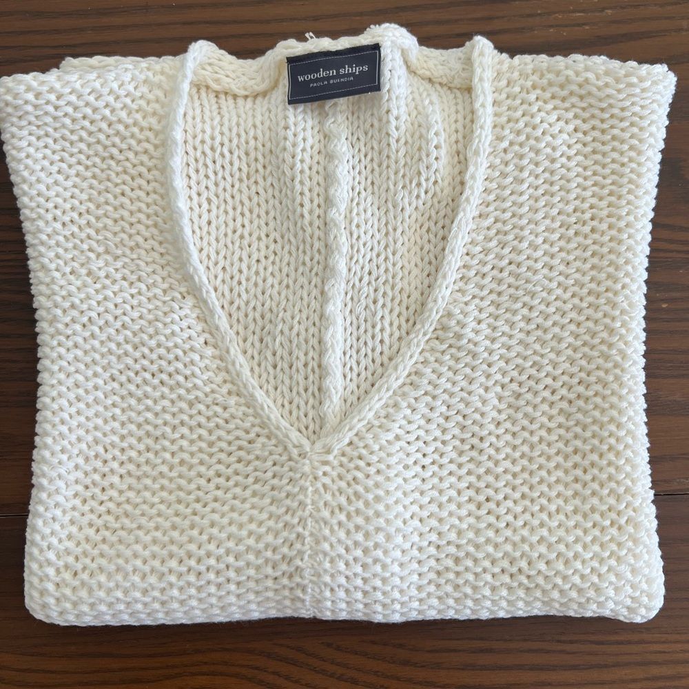 Wooden Ships V-Neck knitted top size S/M